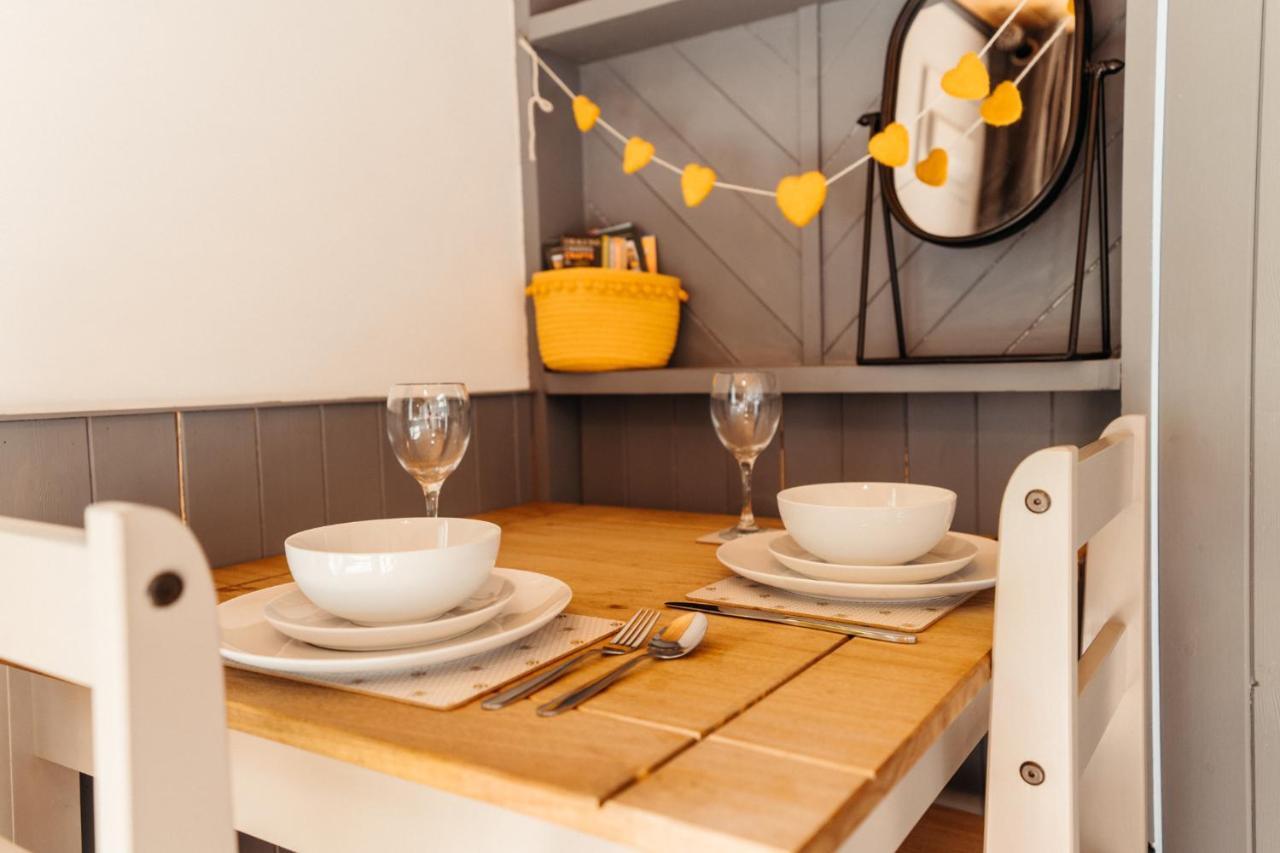 Cefn Crib Cabins Machynlleth Ngoại thất bức ảnh